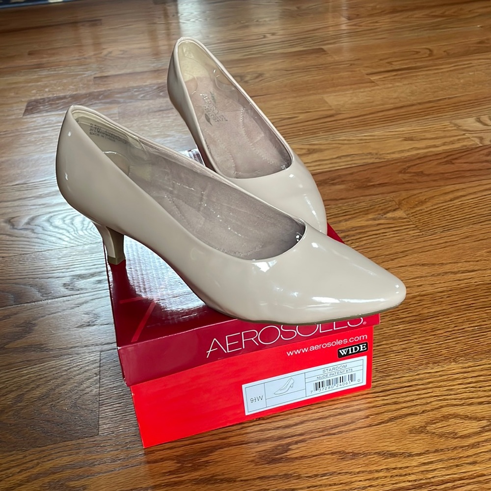 Aerosoles Wide Nude Pump